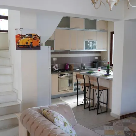 Extraordinary Villa With Private Pool In Antalya Surrounded By Nature Lägenhet
